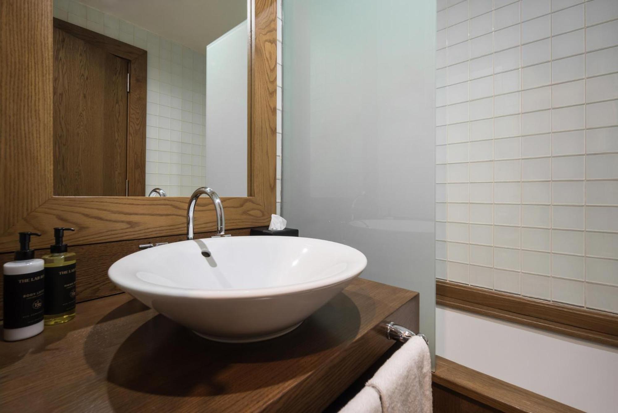 Double or Twin Room connecting room
